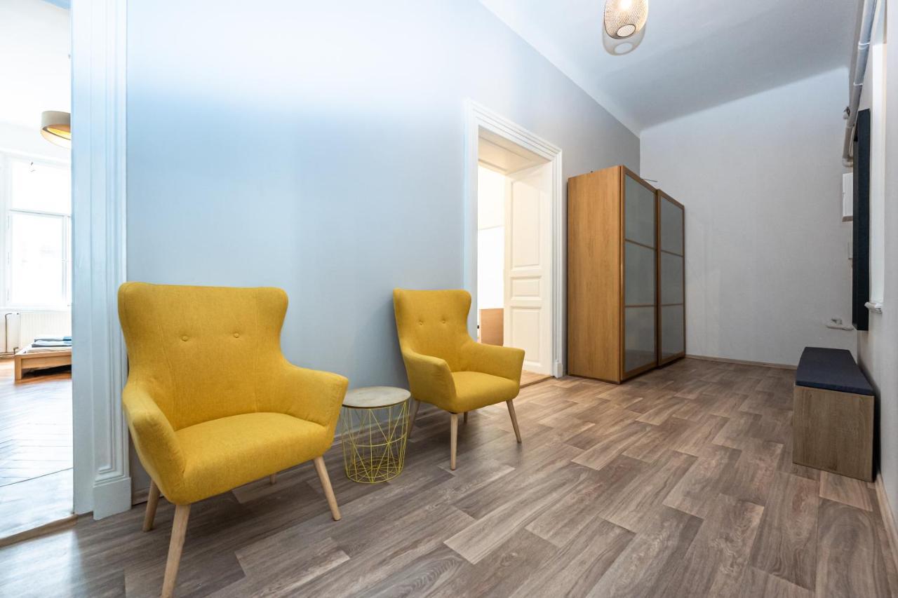New Town Central Apartment Прага Экстерьер фото