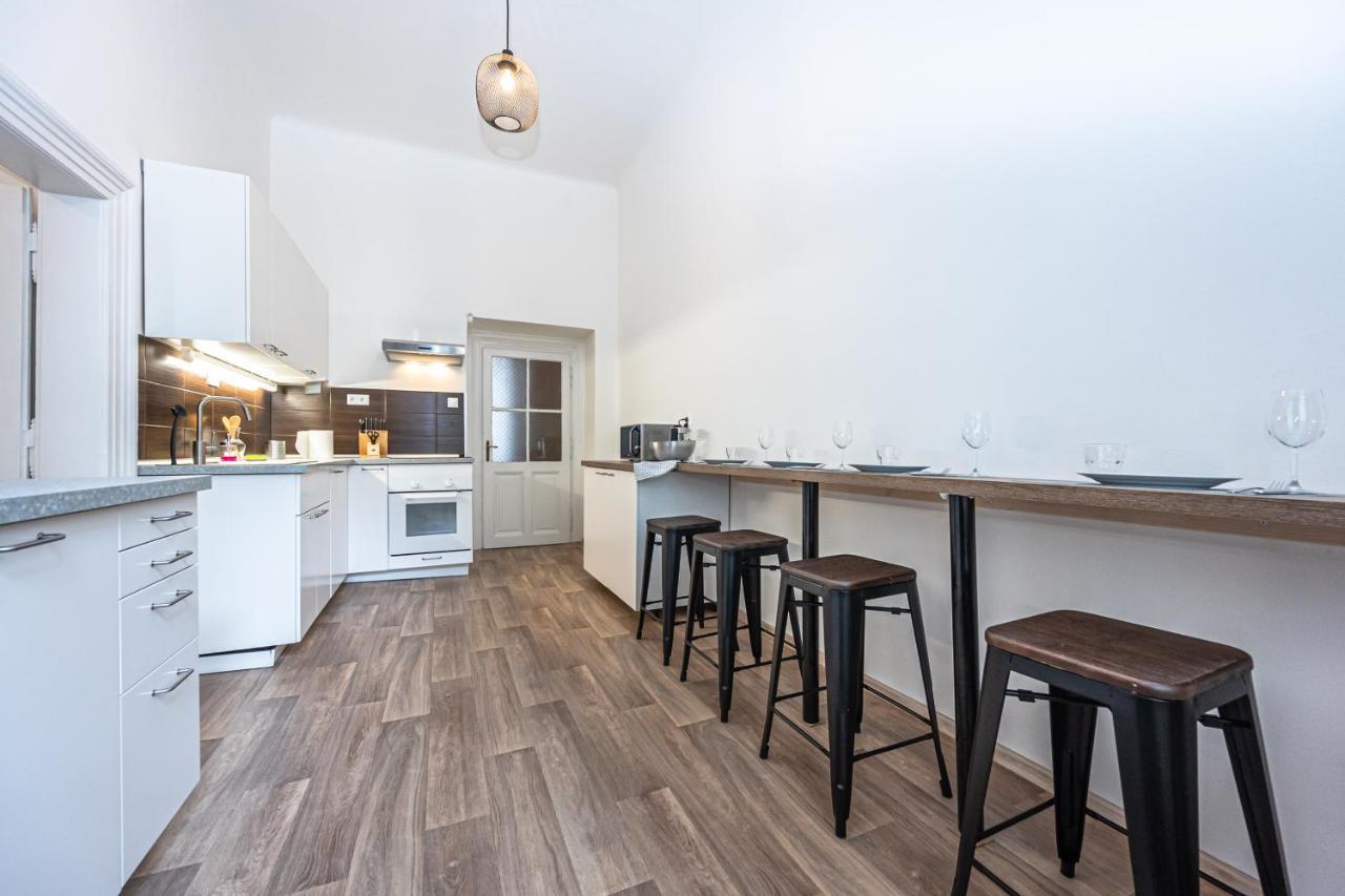 New Town Central Apartment Прага Экстерьер фото